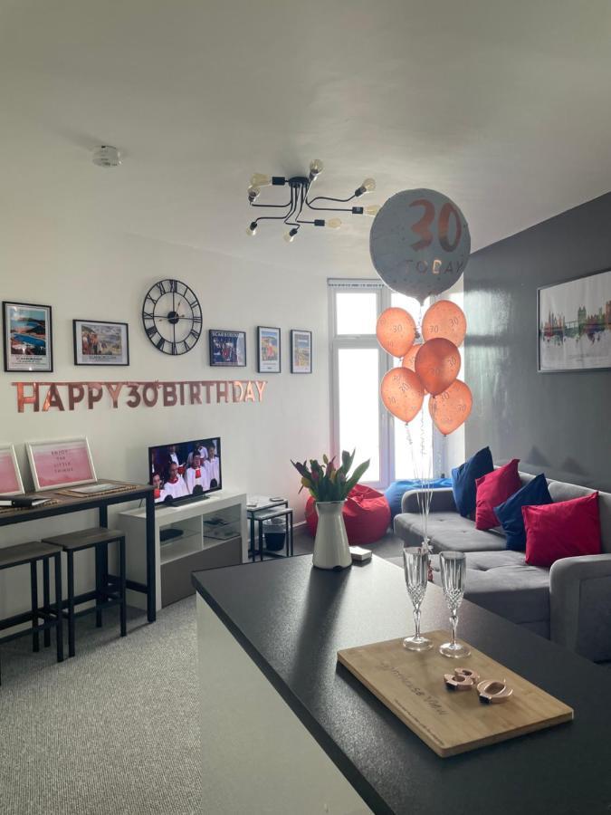 Lighthouse View: Seaside Retreat With Sky Tv And Free Parking Scarborough