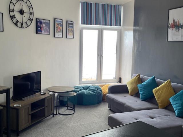 Lighthouse View: Seaside Retreat With Sky Tv And Free Parking * Scarborough